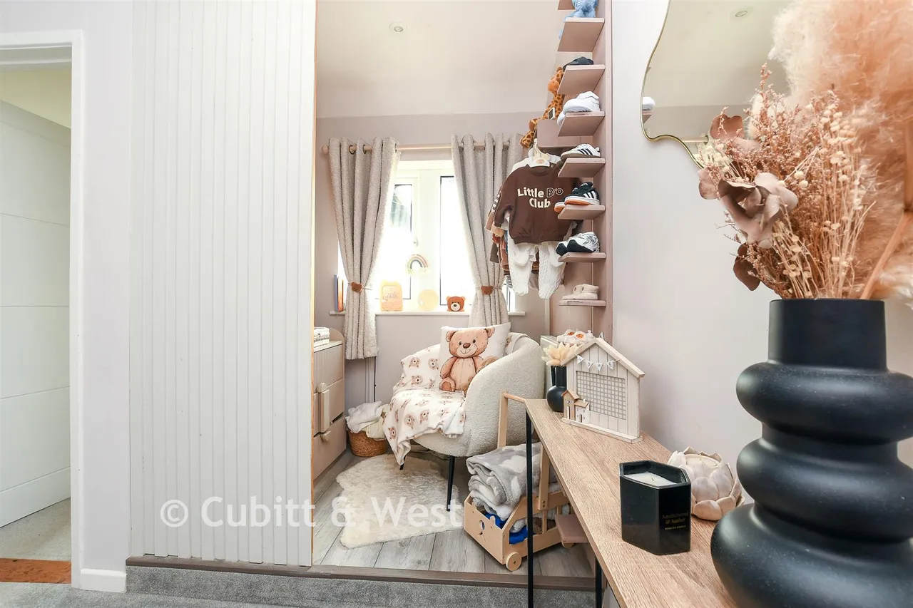 Glebe Road, Cranleigh, GU6, photo 8