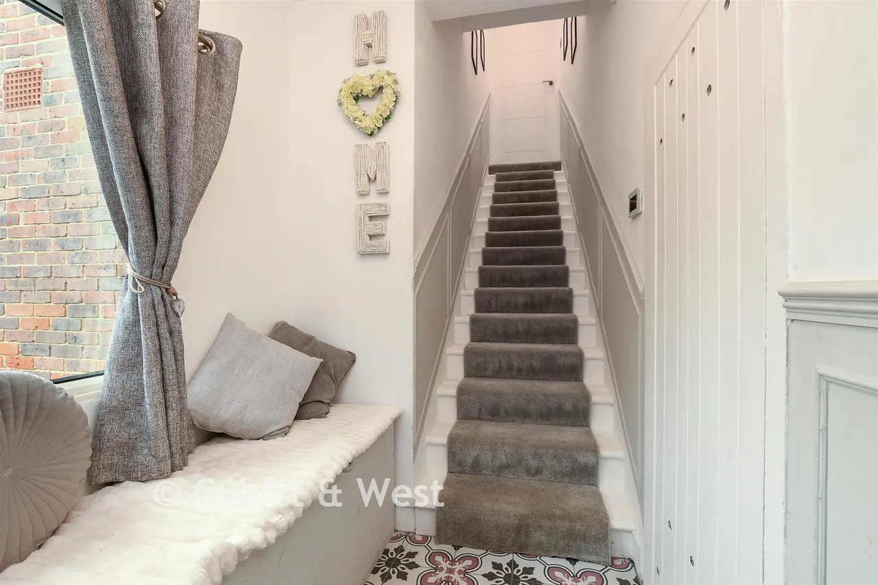 Glebe Road, Cranleigh, GU6, photo 6