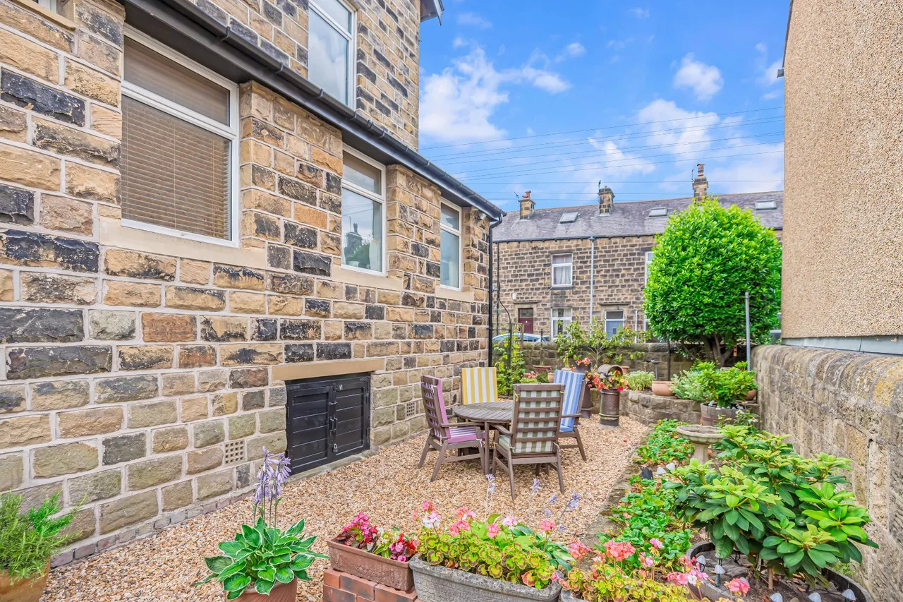 Railway Road, Ilkley, LS29, photo 28