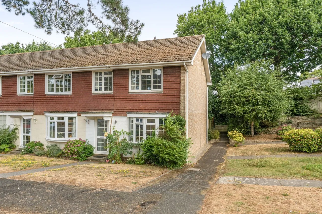 Lymington, SO41, photo 18