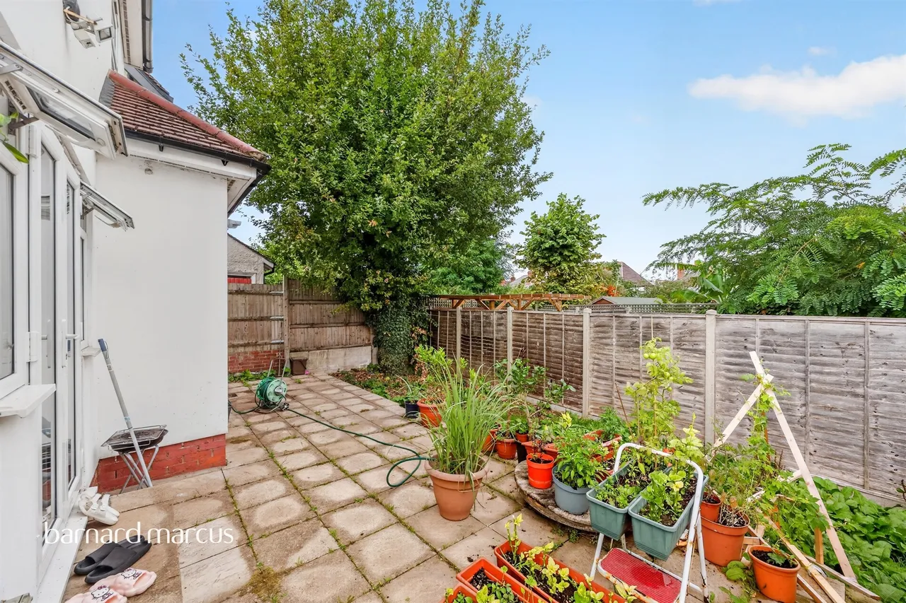 Grosvenor Gardens, Wallington, SM6, photo 13