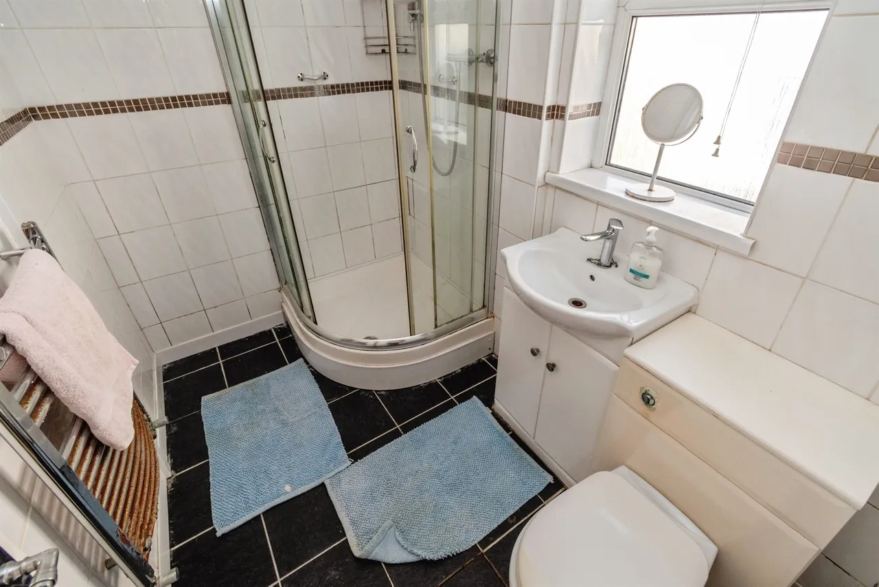 Manor Road, Wednesbury, WS10, photo 5