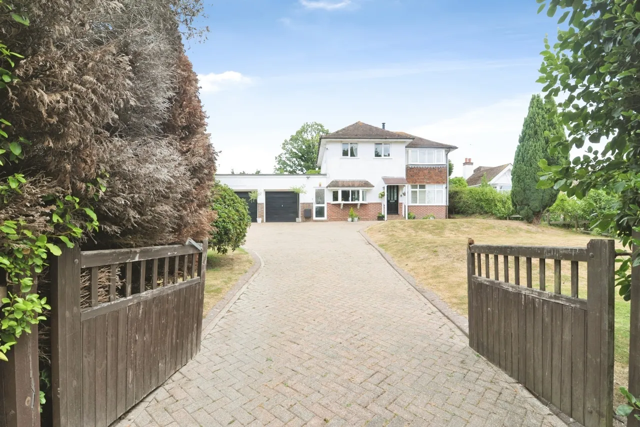 Staplecross, Robertsbridge, TN32, photo 19