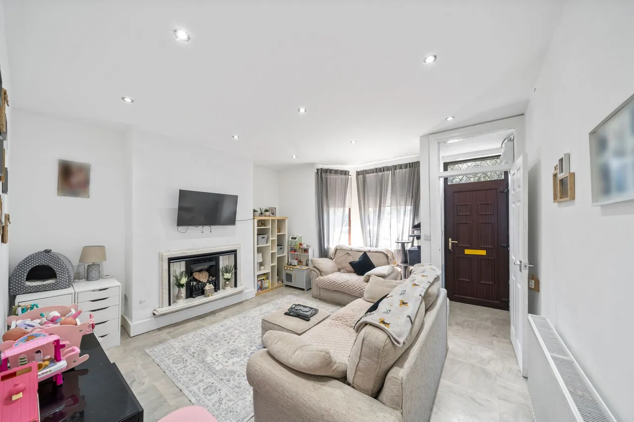 Low Bank Road, Ashton-In-Makerfield, Wigan, Wigan, WN4 9RZ, photo 2