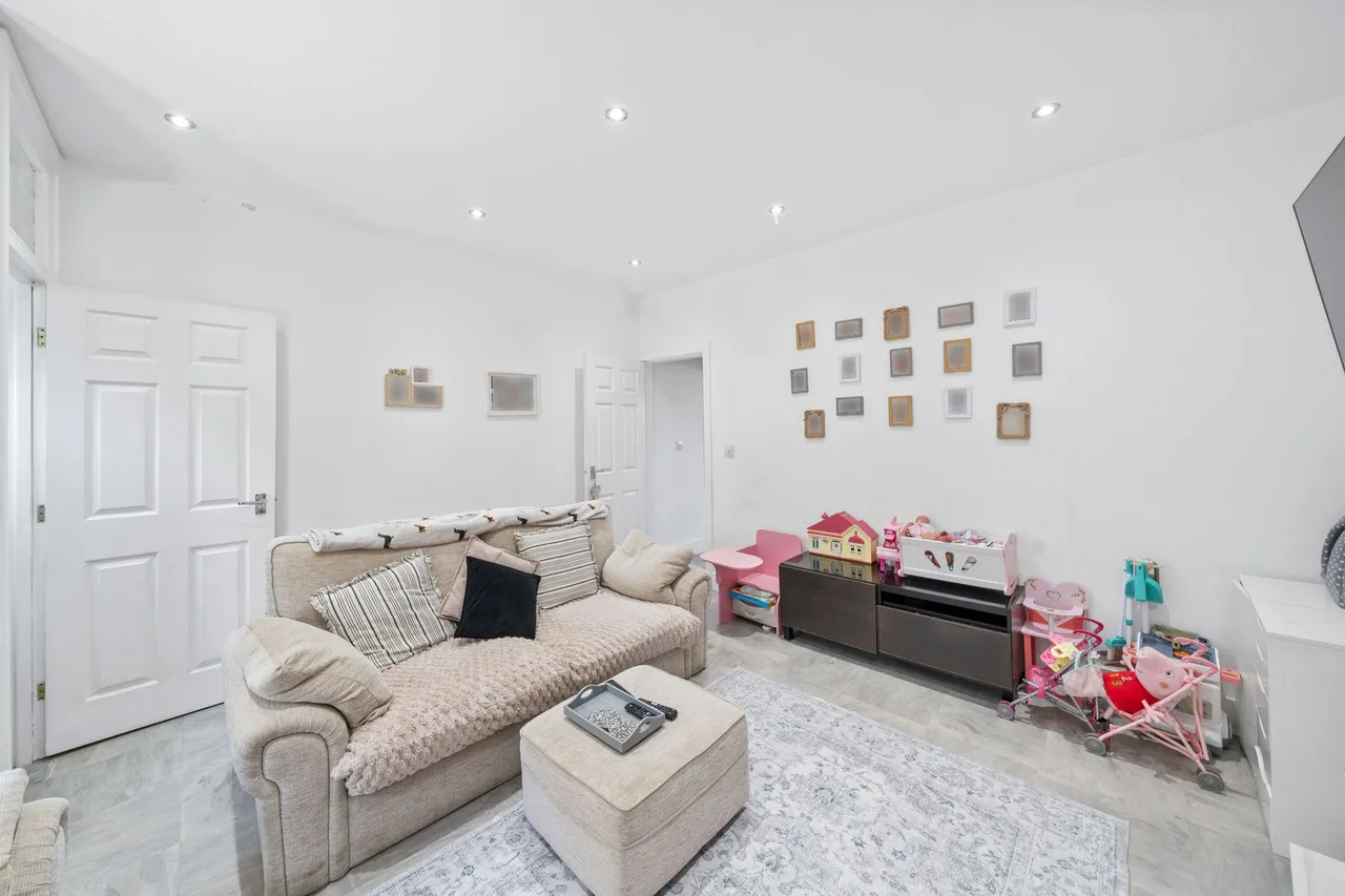 Low Bank Road, Ashton-In-Makerfield, Wigan, Wigan, WN4 9RZ, photo 7