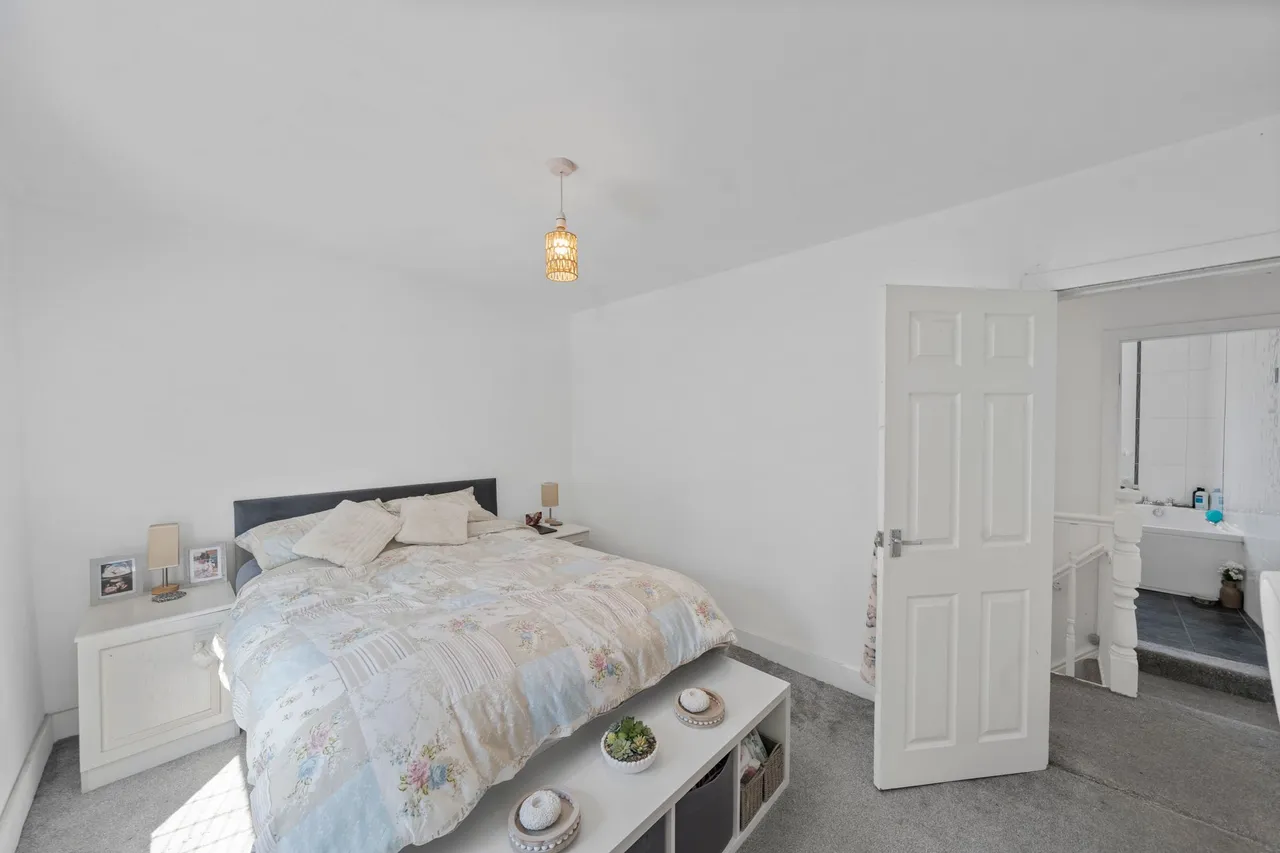 Low Bank Road, Ashton-In-Makerfield, Wigan, Wigan, WN4 9RZ, photo 11