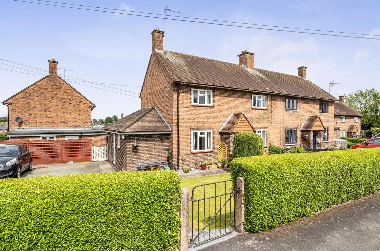 Ferndale Crescent, Gobowen, photo 22