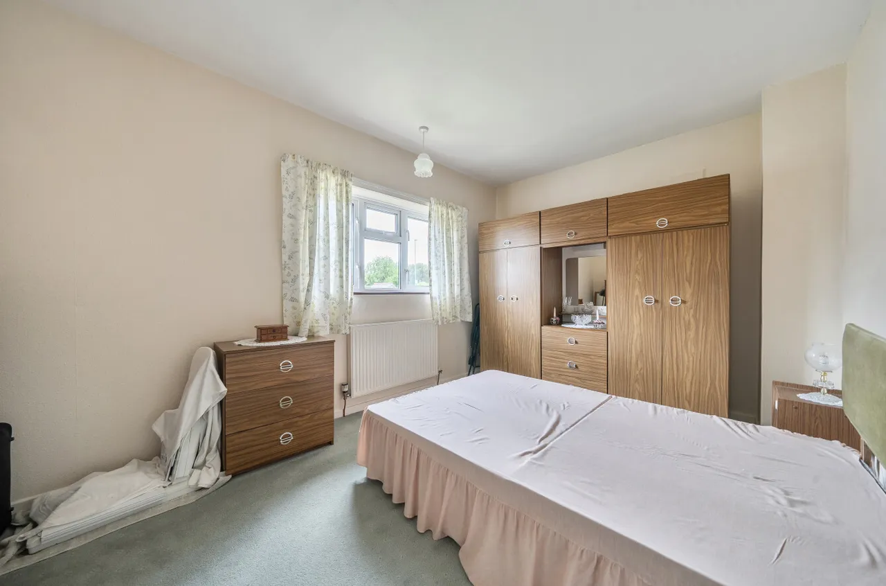 Ferndale Crescent, Gobowen, photo 13