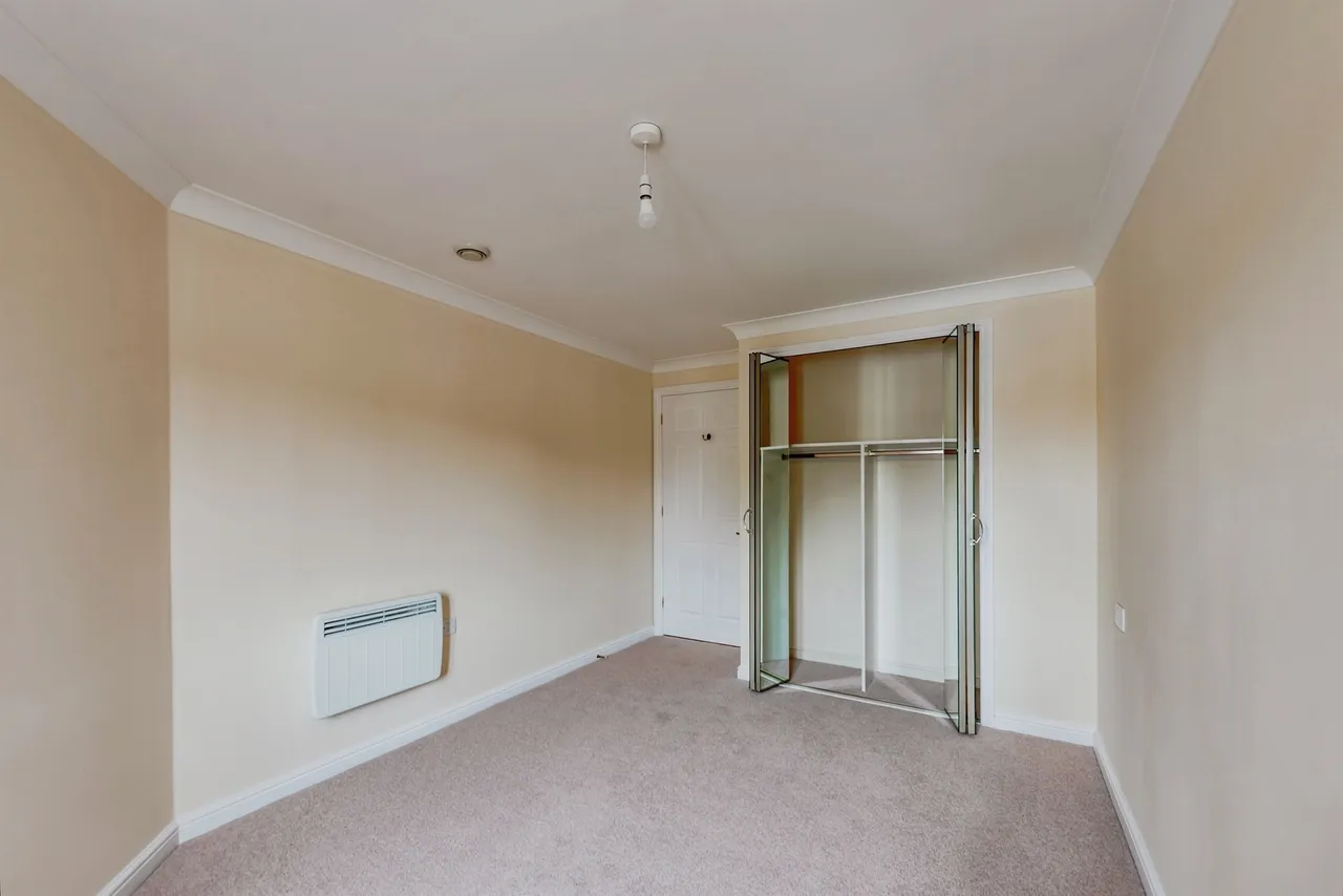 Linkfield Lane, Redhill, RH1, photo 8