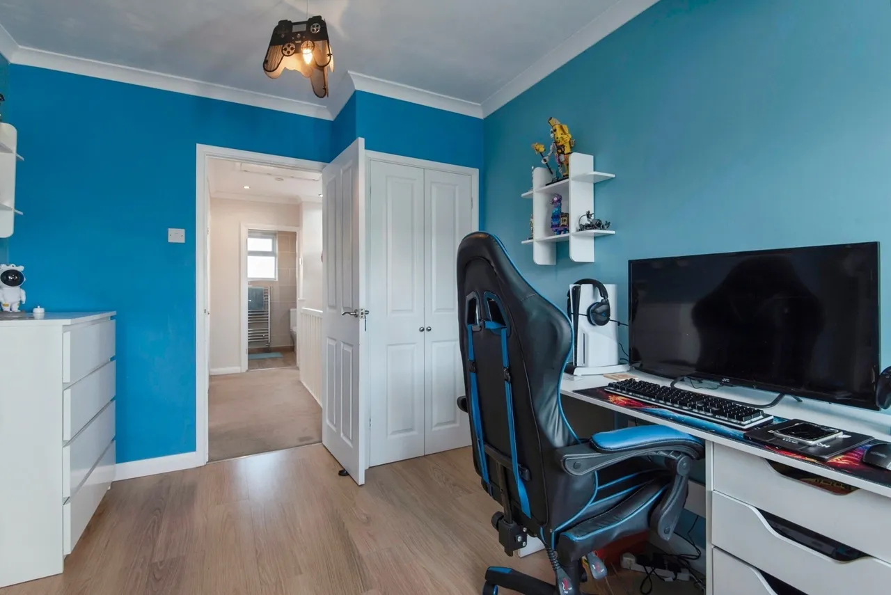 Shakespeare Drive, Upper Caldecote, Biggleswade, Bedfordshire, SG18, photo 12