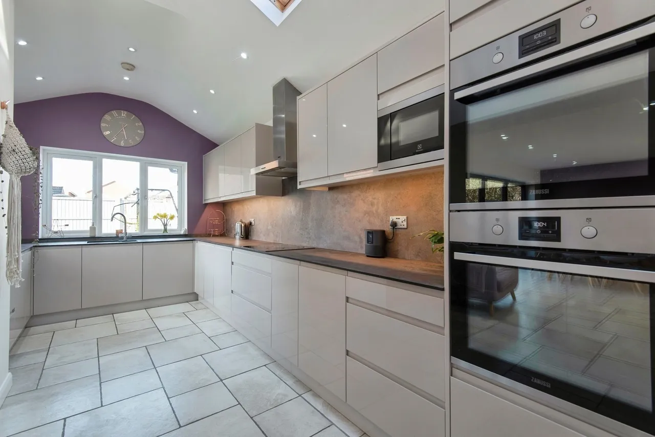 Shakespeare Drive, Upper Caldecote, Biggleswade, Bedfordshire, SG18, photo 7