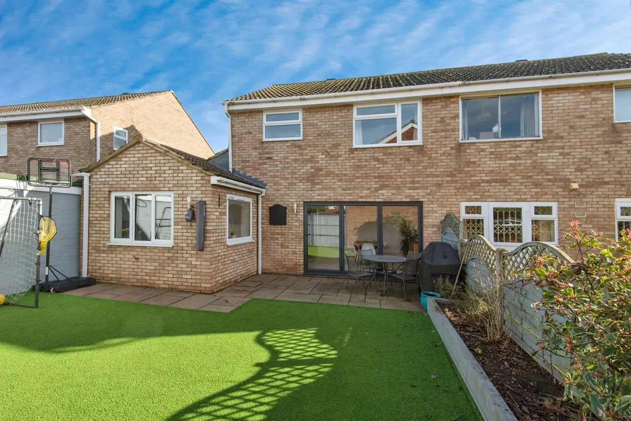 Shakespeare Drive, Upper Caldecote, Biggleswade, Bedfordshire, SG18, photo 15