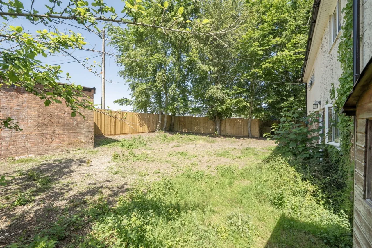 Bournefields, Twyford, SO21, photo 10