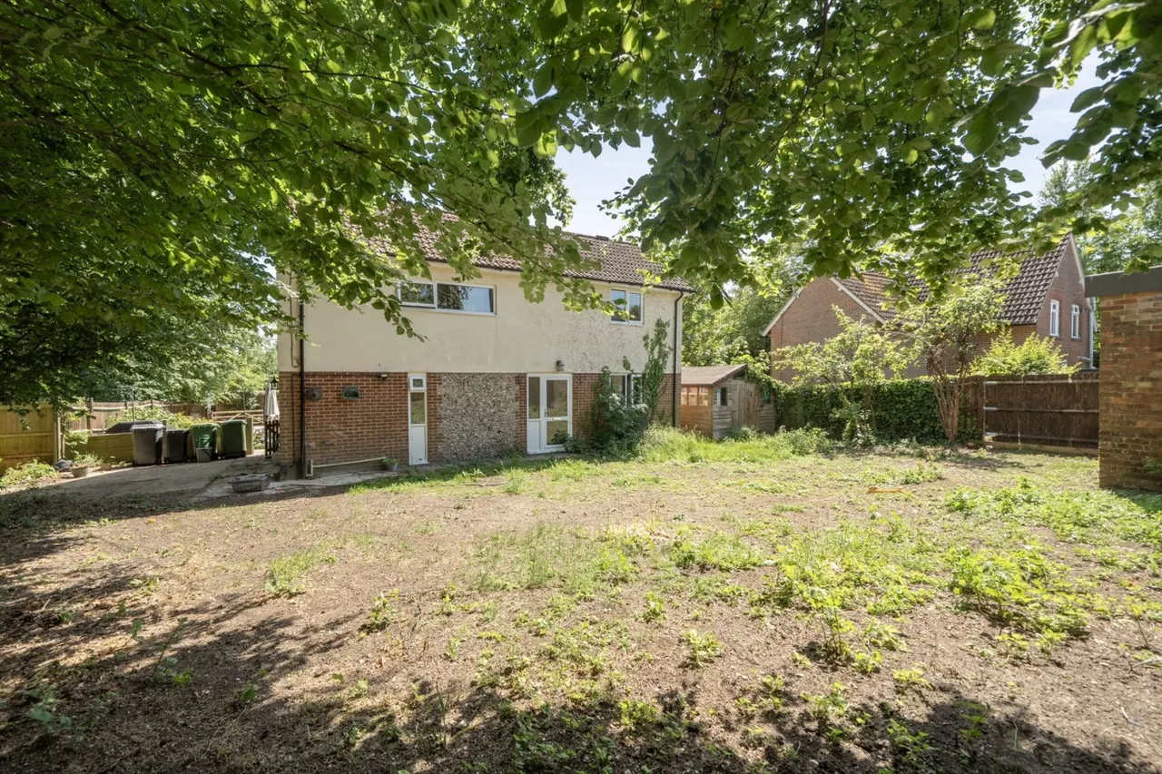 Bournefields, Twyford, SO21, photo 9