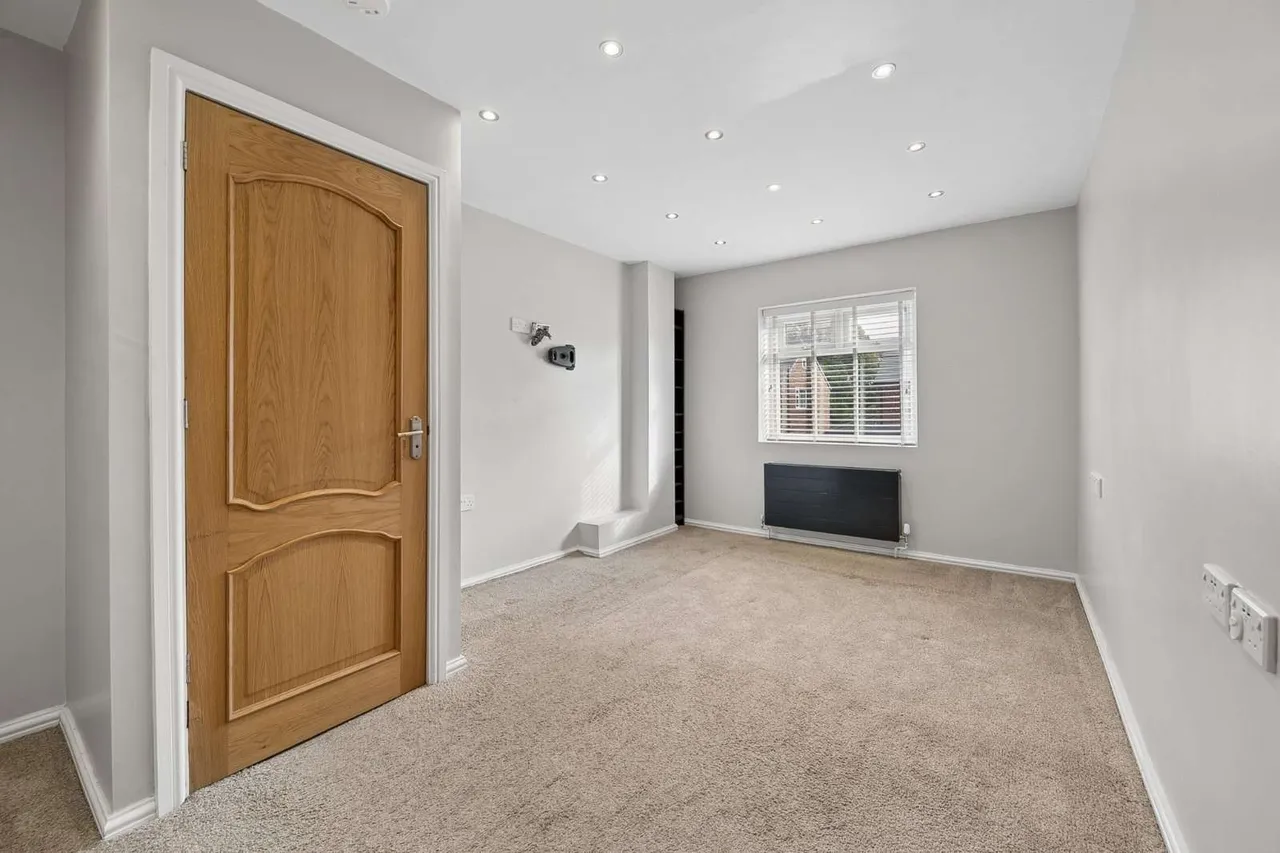 Newlands Drive, Wilmslow, SK9, photo 18