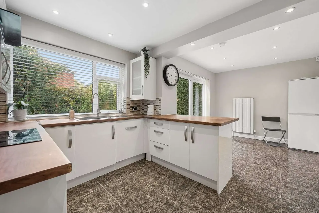 Newlands Drive, Wilmslow, SK9, photo 4