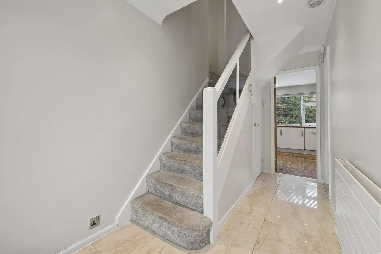 Newlands Drive, Wilmslow, SK9, photo 8
