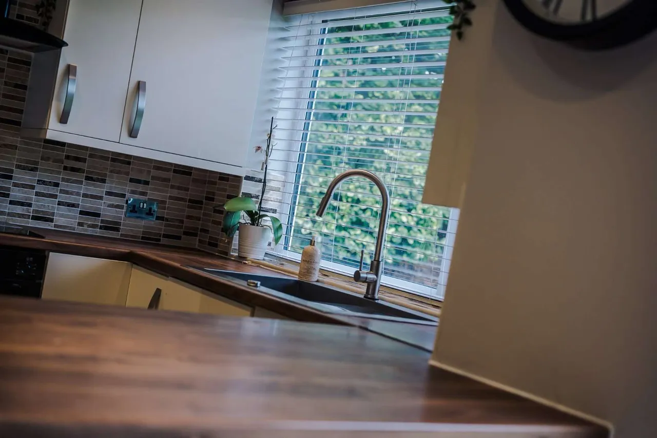 Newlands Drive, Wilmslow, SK9, photo 24