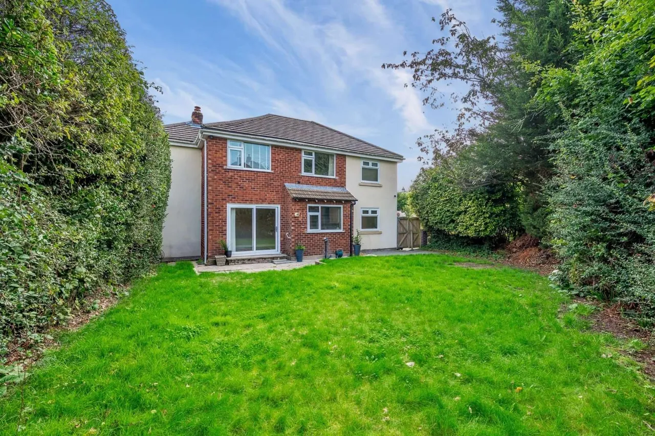 Newlands Drive, Wilmslow, SK9, photo 21