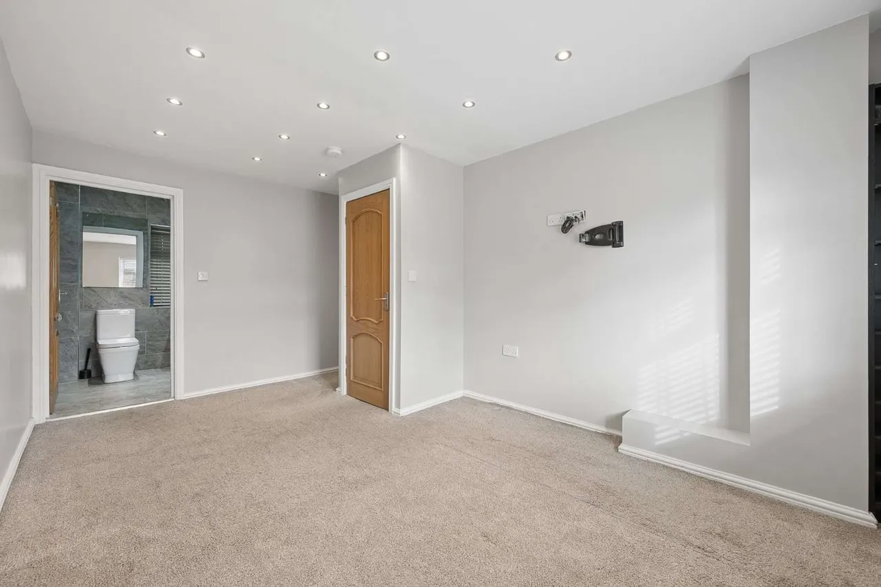 Newlands Drive, Wilmslow, SK9, photo 19