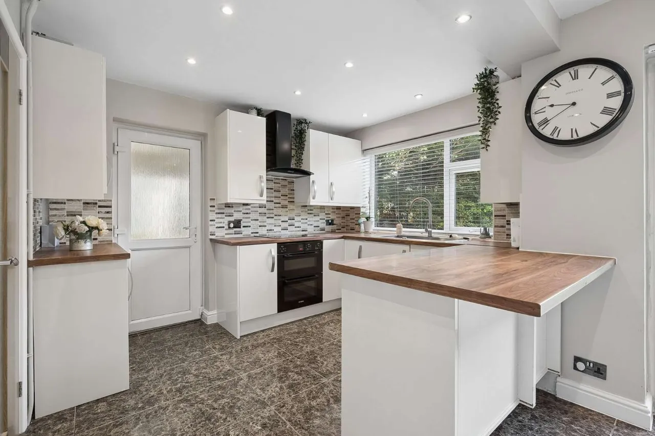 Newlands Drive, Wilmslow, SK9, photo 10