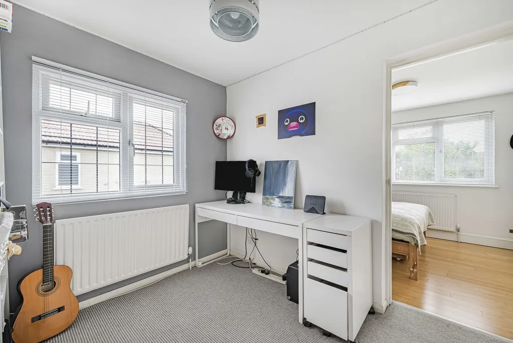 Telford Road, London, SE9, photo 14