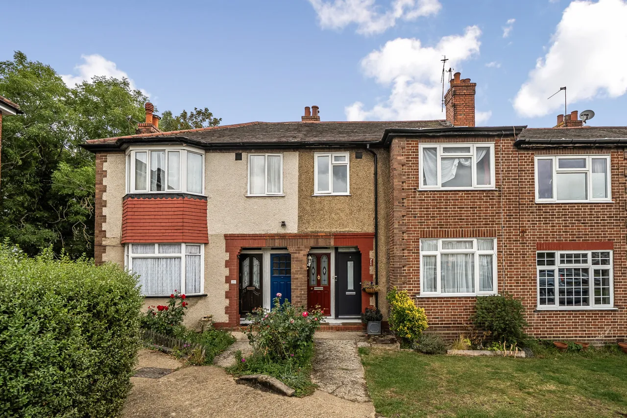 Whitton Avenue West, Northolt, UB5, photo 18