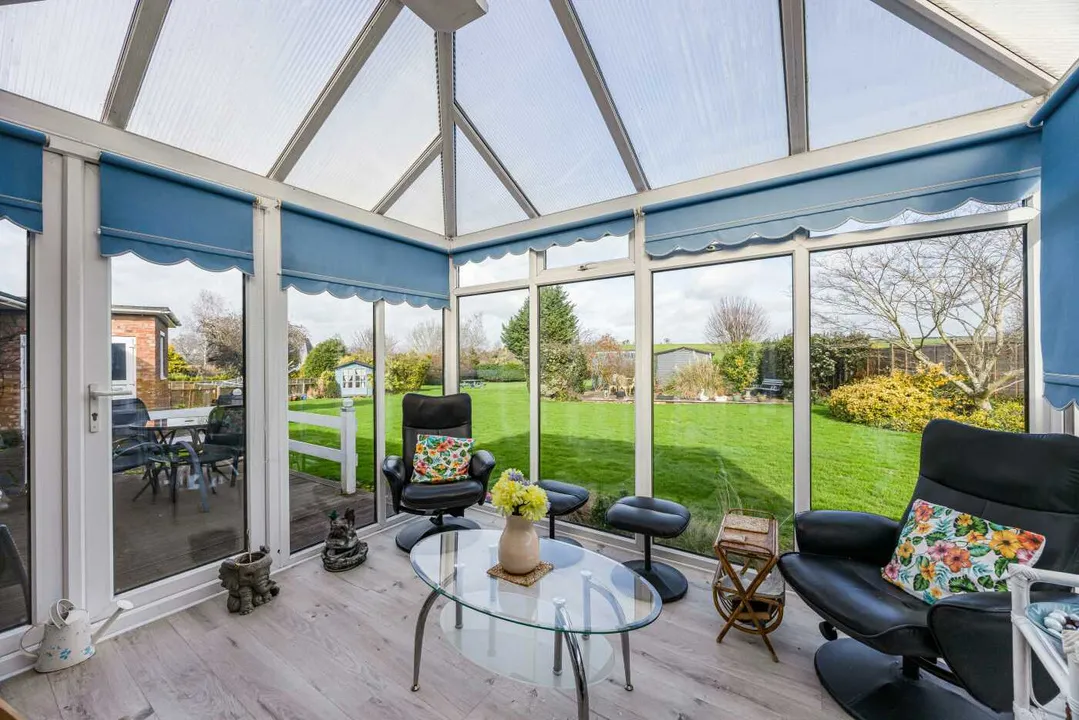 Bungalow and Large Garden, Lugwardine, Hereford, photo 10