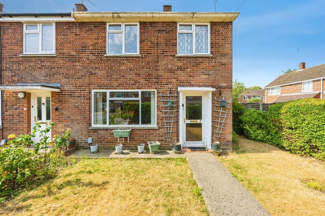 3 bed house for sale — Palmer Avenue, Aylesbury