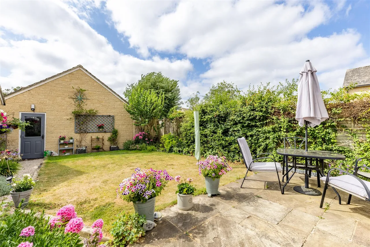 Linden Lea, Down Ampney, GL7, photo 25