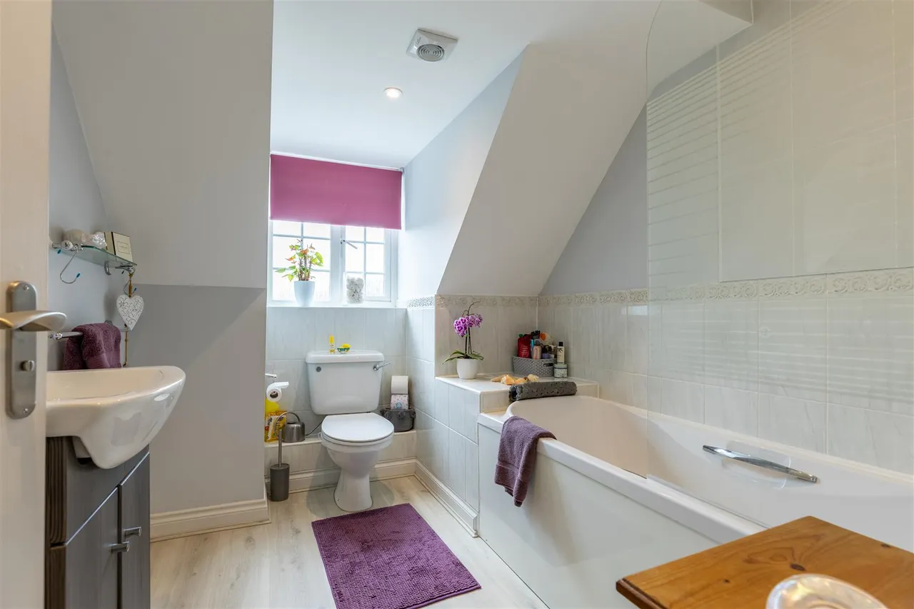 Linden Lea, Down Ampney, GL7, photo 23