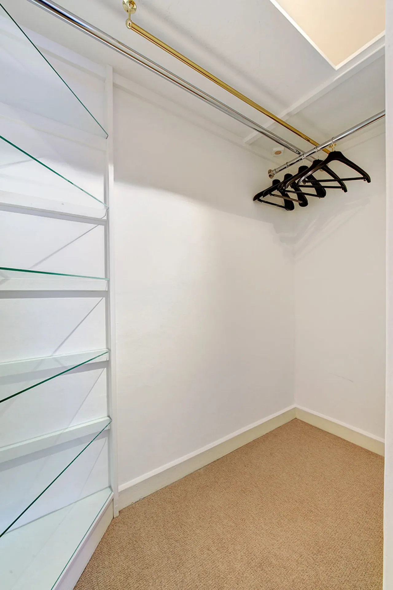 Flat 88, 39 Hill Street, London, photo 12