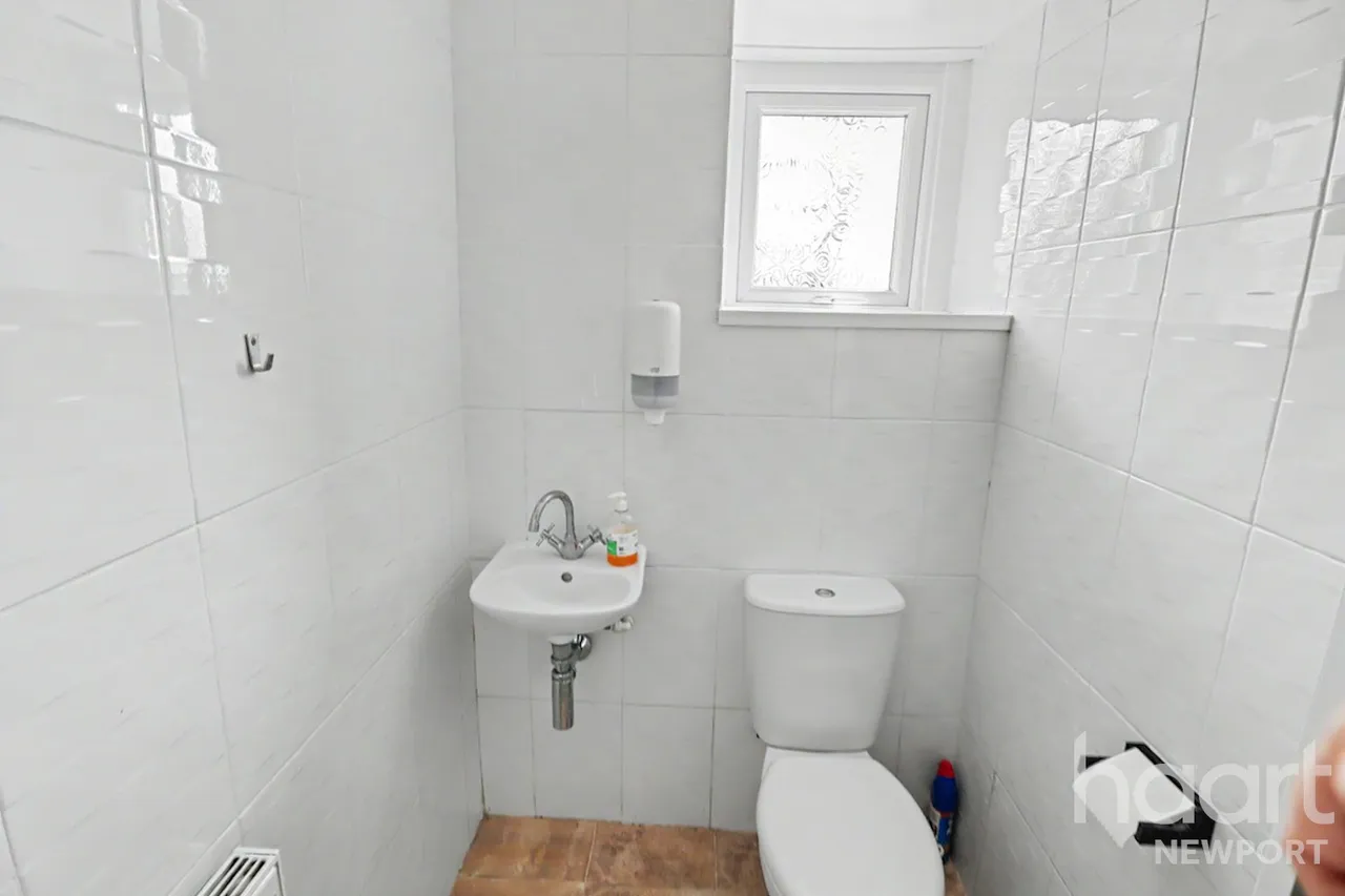 Serpentine Road, Newport, NP20, photo 32