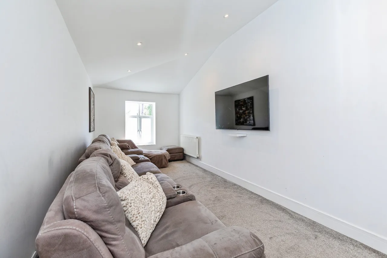 Mierscourt Road, Rainham, ME8, photo 6