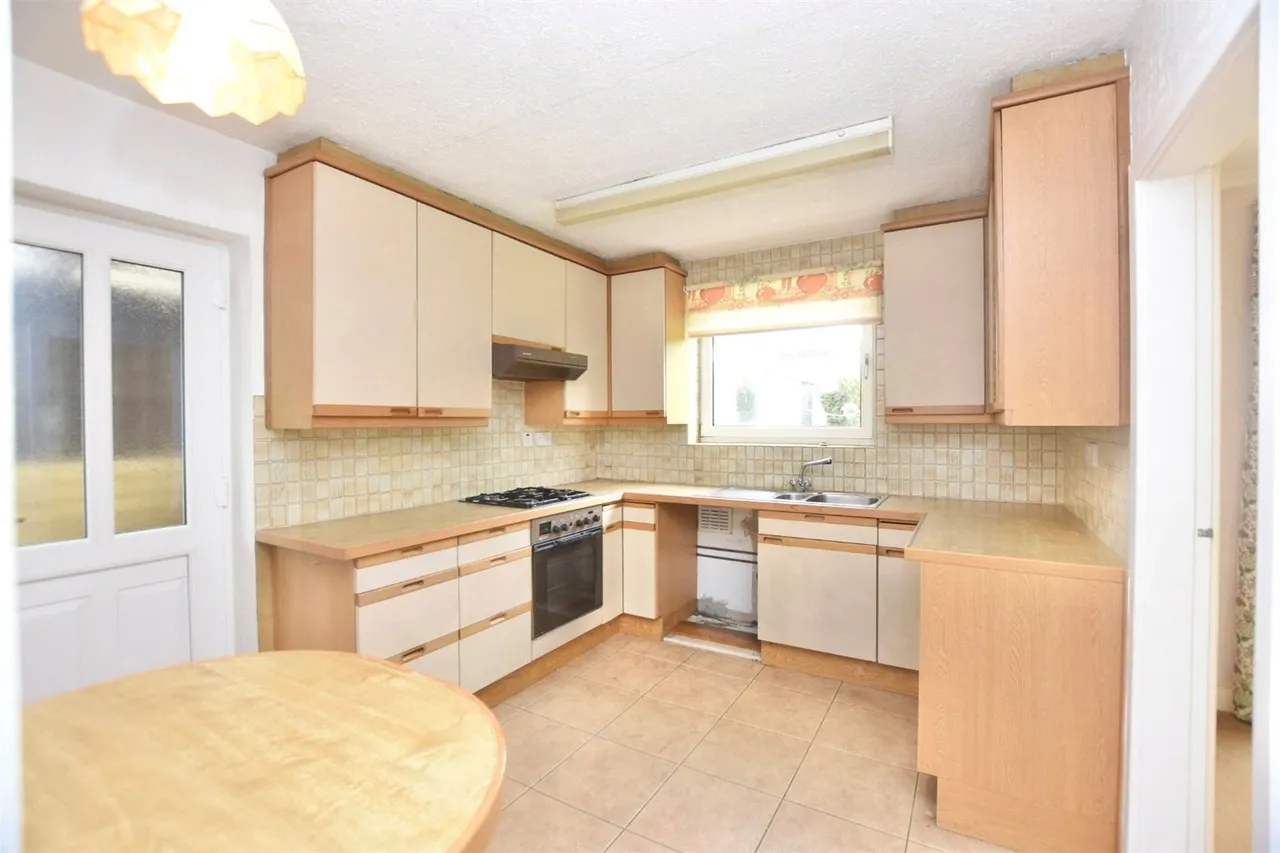 Lawley Road, Billinge, Blackburn, Lancashire, BB2, photo 5