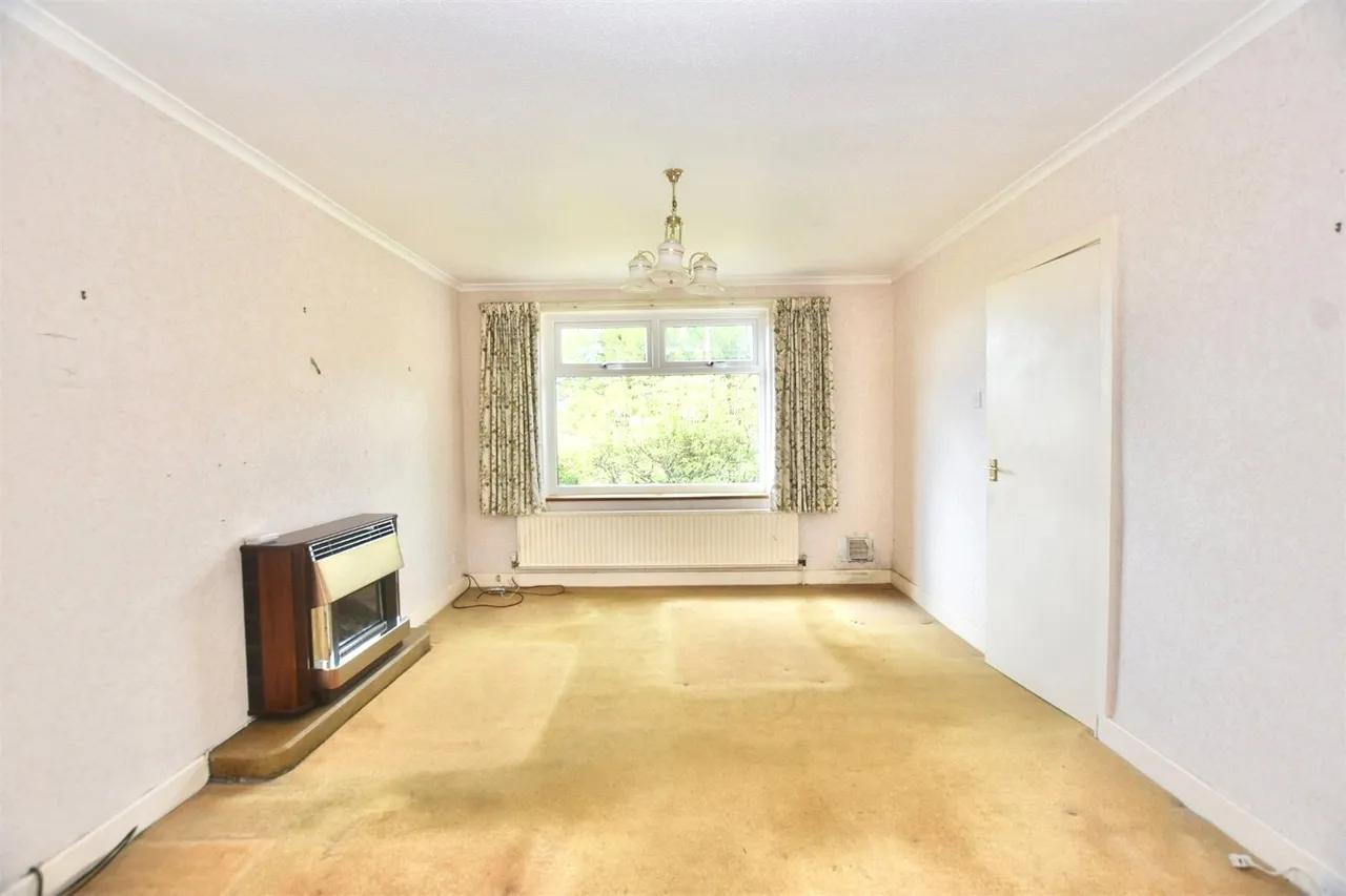 Lawley Road, Billinge, Blackburn, Lancashire, BB2, photo 3