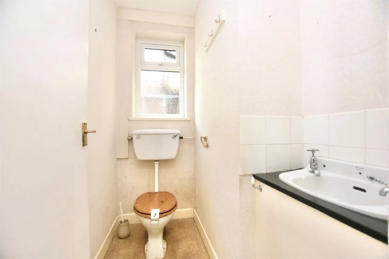 Lawley Road, Billinge, Blackburn, Lancashire, BB2, photo 12
