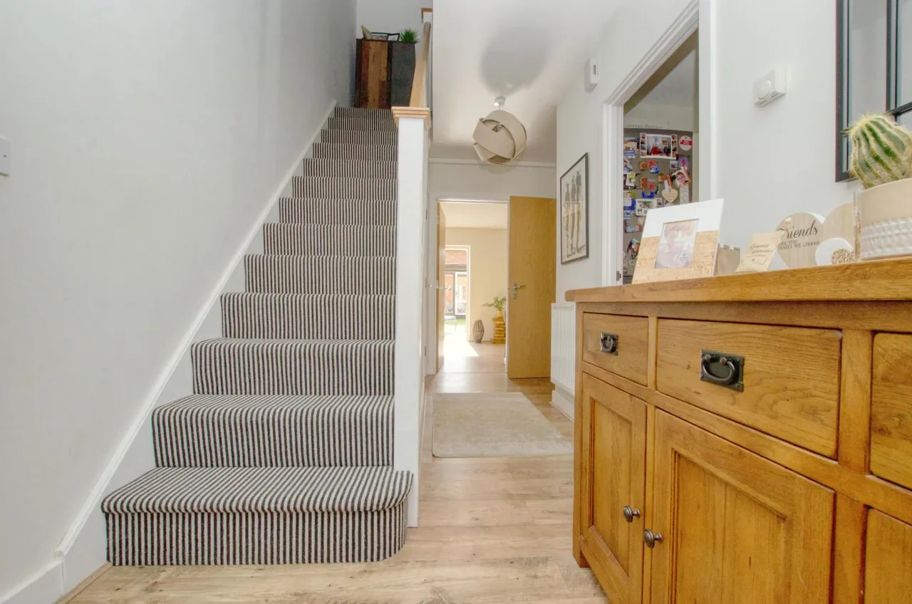 Mill Gardens, West End, Southampton, SO18 3AG, photo 9