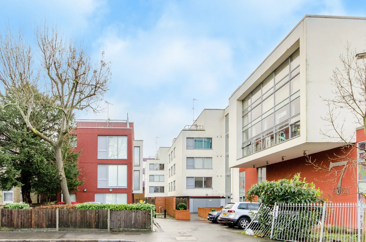 Flat 12, Herbert House (30%), 8 Elm Grove, London, photo 4