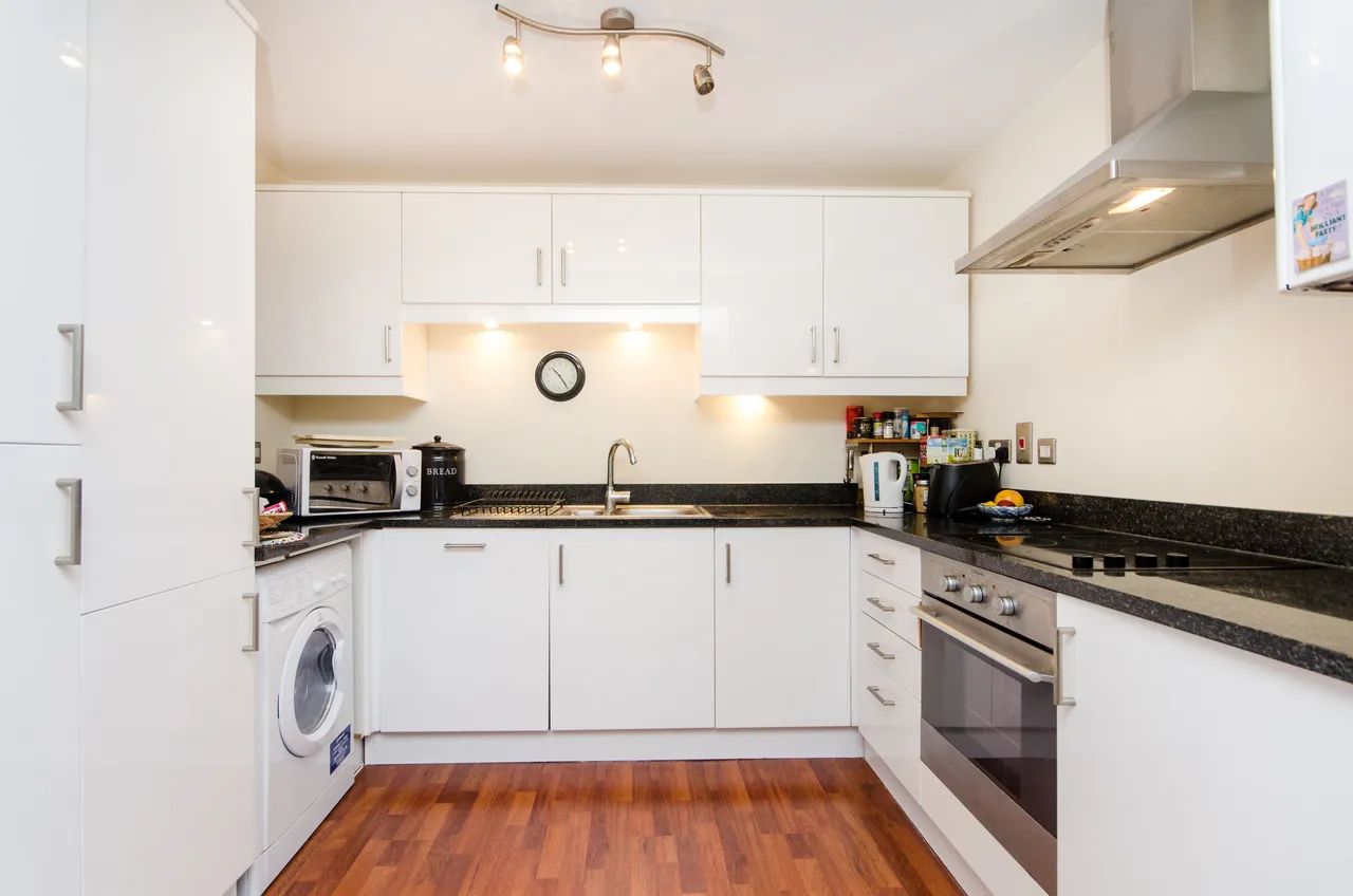 Flat 12, Herbert House (30%), 8 Elm Grove, London, photo 3