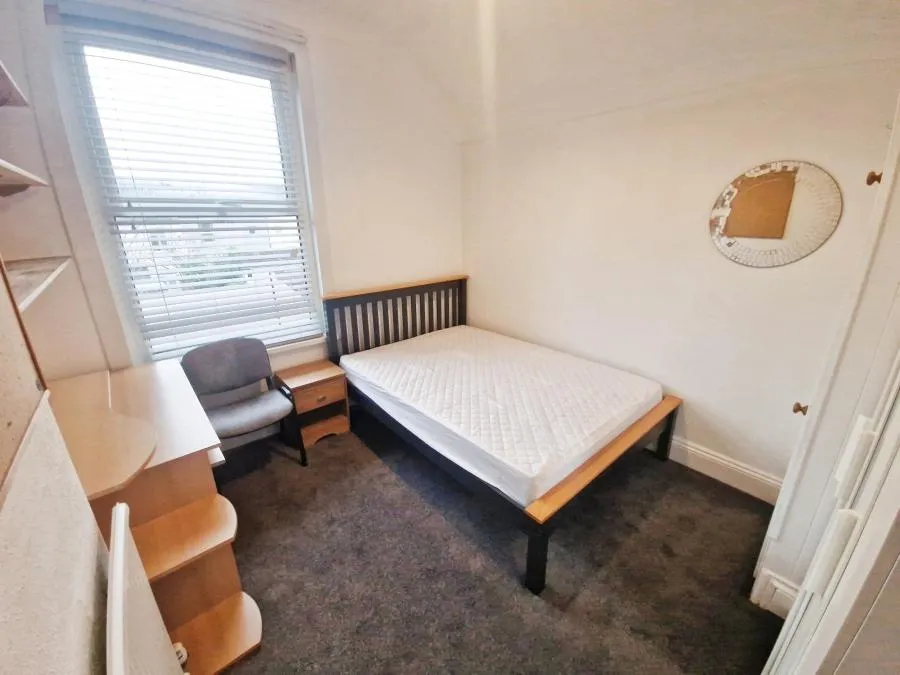 Lisvane Street, Cathays, CF24, photo 2