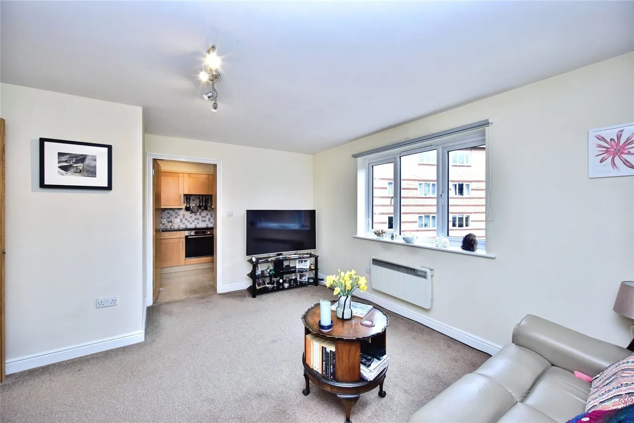 St. Peters Street, Maidstone, Kent, ME16, photo 4