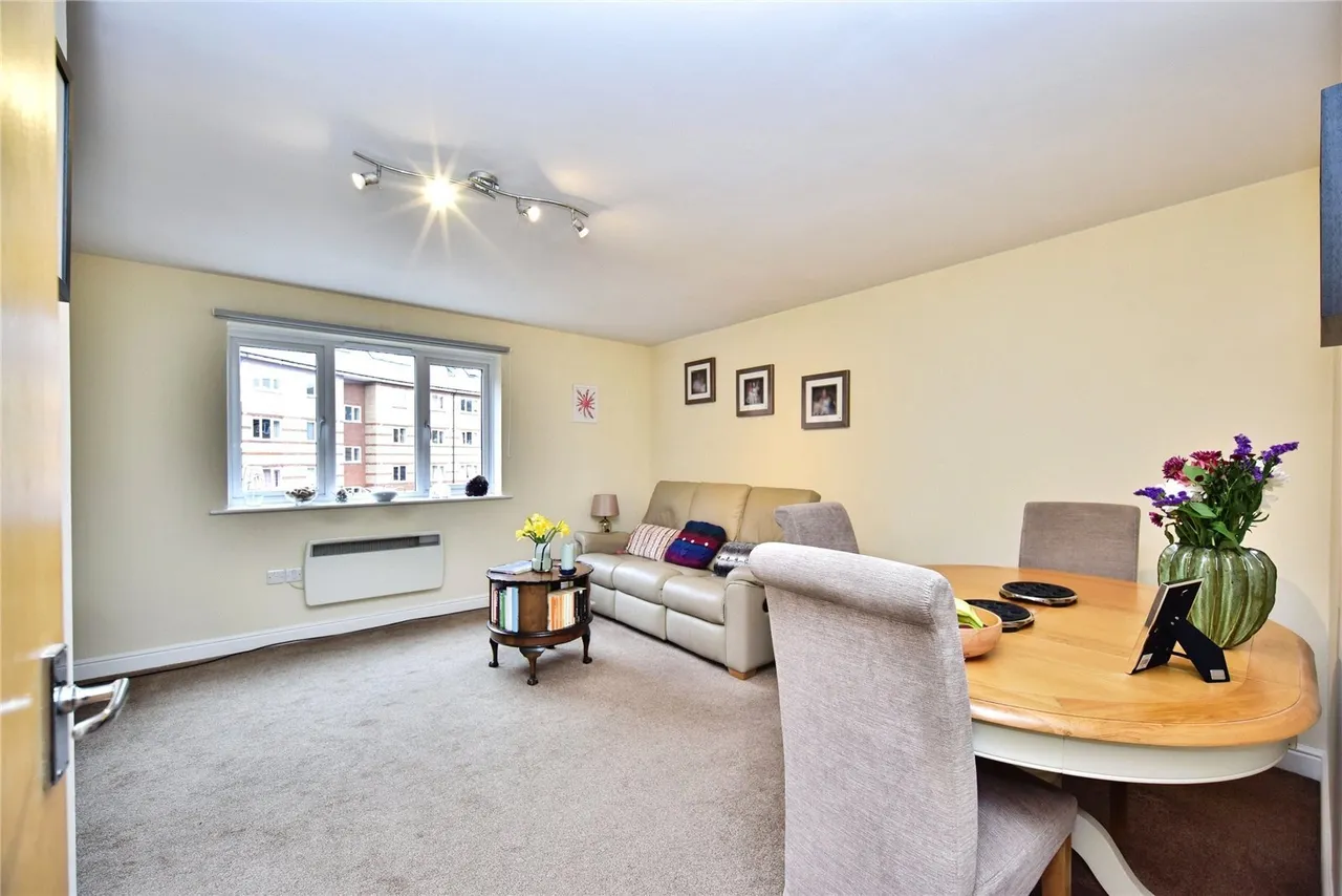 St. Peters Street, Maidstone, Kent, ME16, photo 7