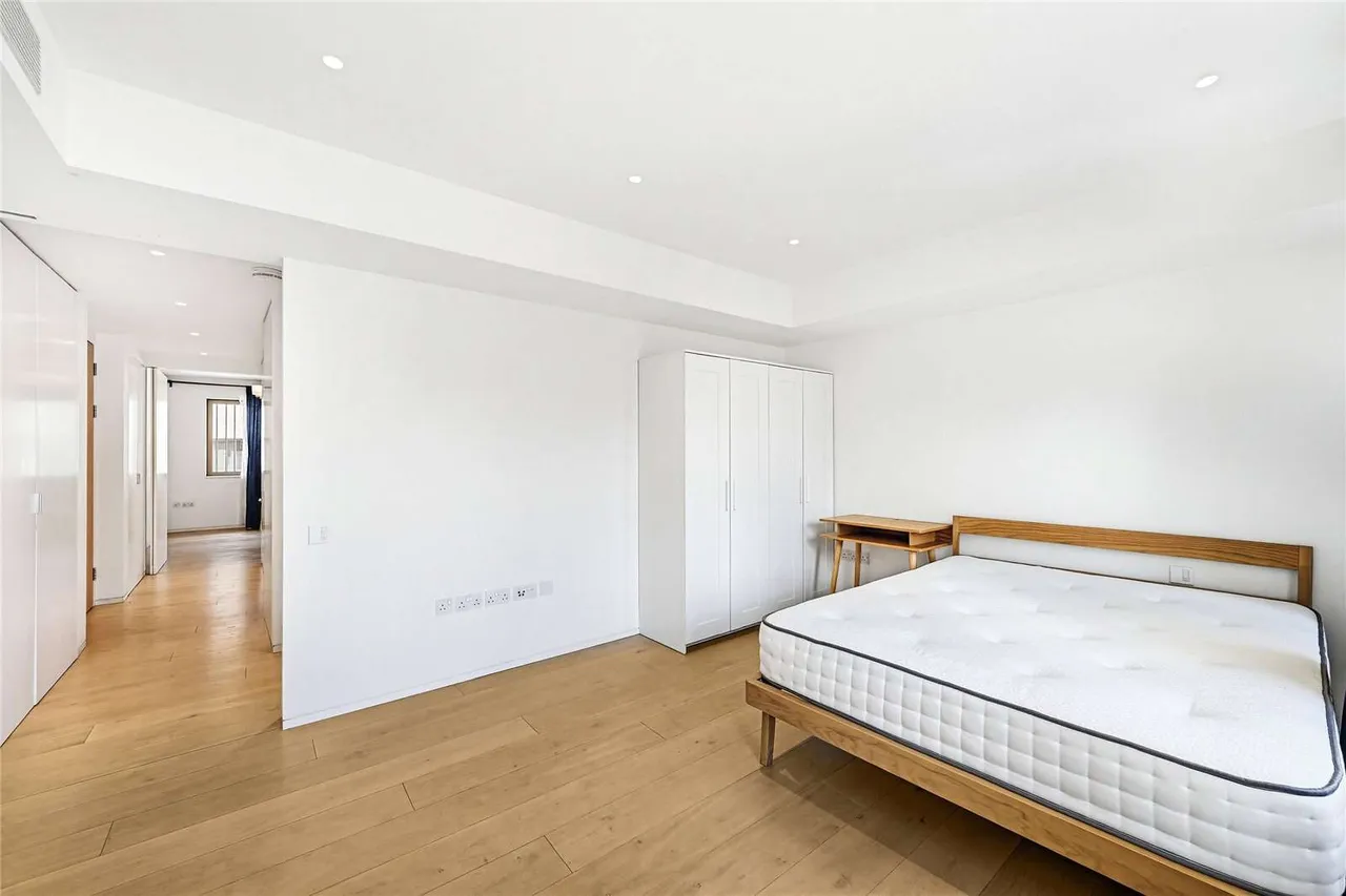 Great Portland Street, London, W1W 7NT, photo 11