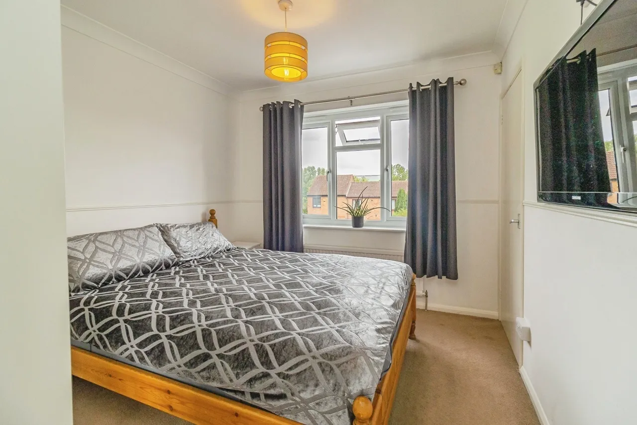 Quinton Drive, Bradwell, Milton Keynes, Buckinghamshire, MK13, photo 11