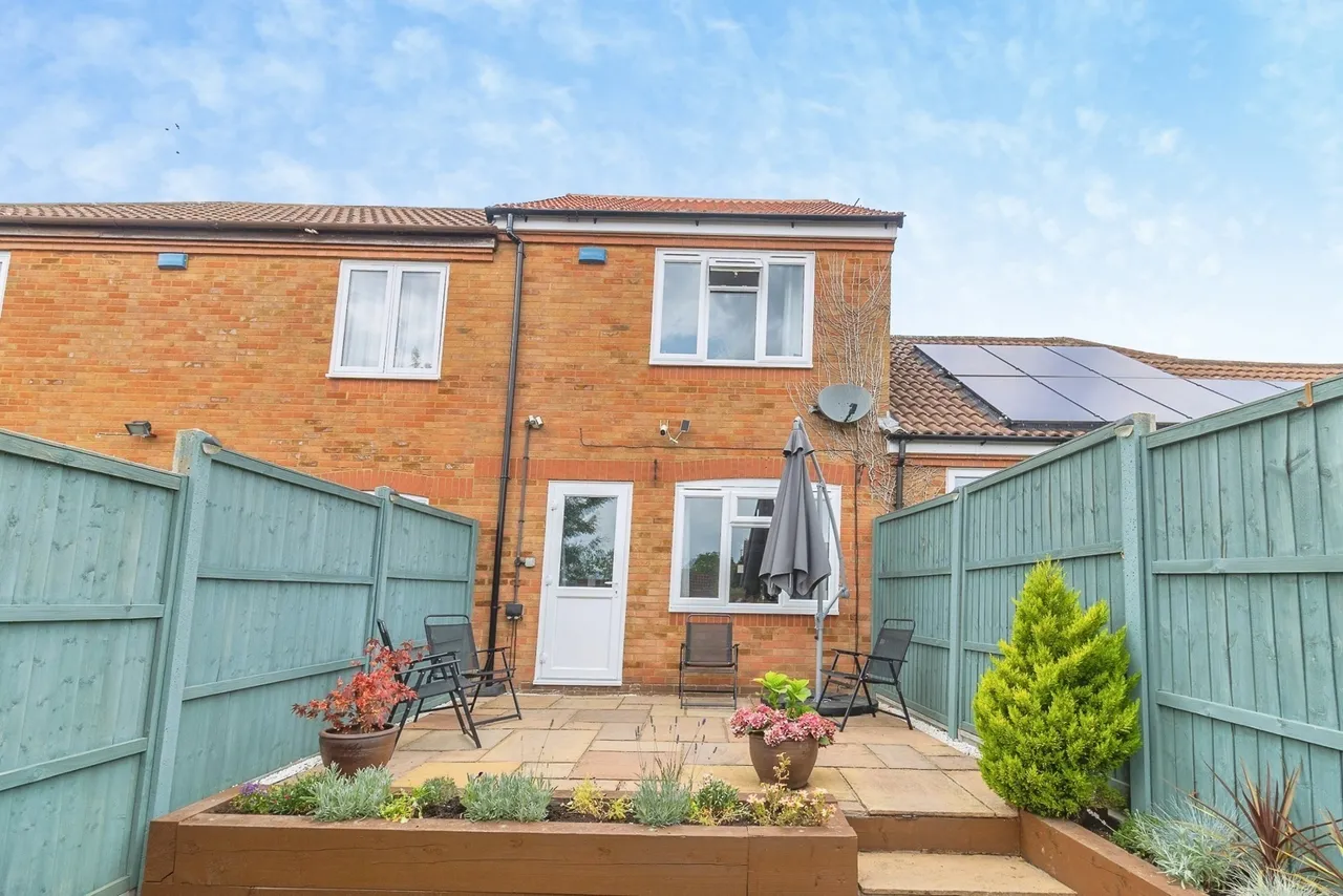 Quinton Drive, Bradwell, Milton Keynes, Buckinghamshire, MK13, photo 18