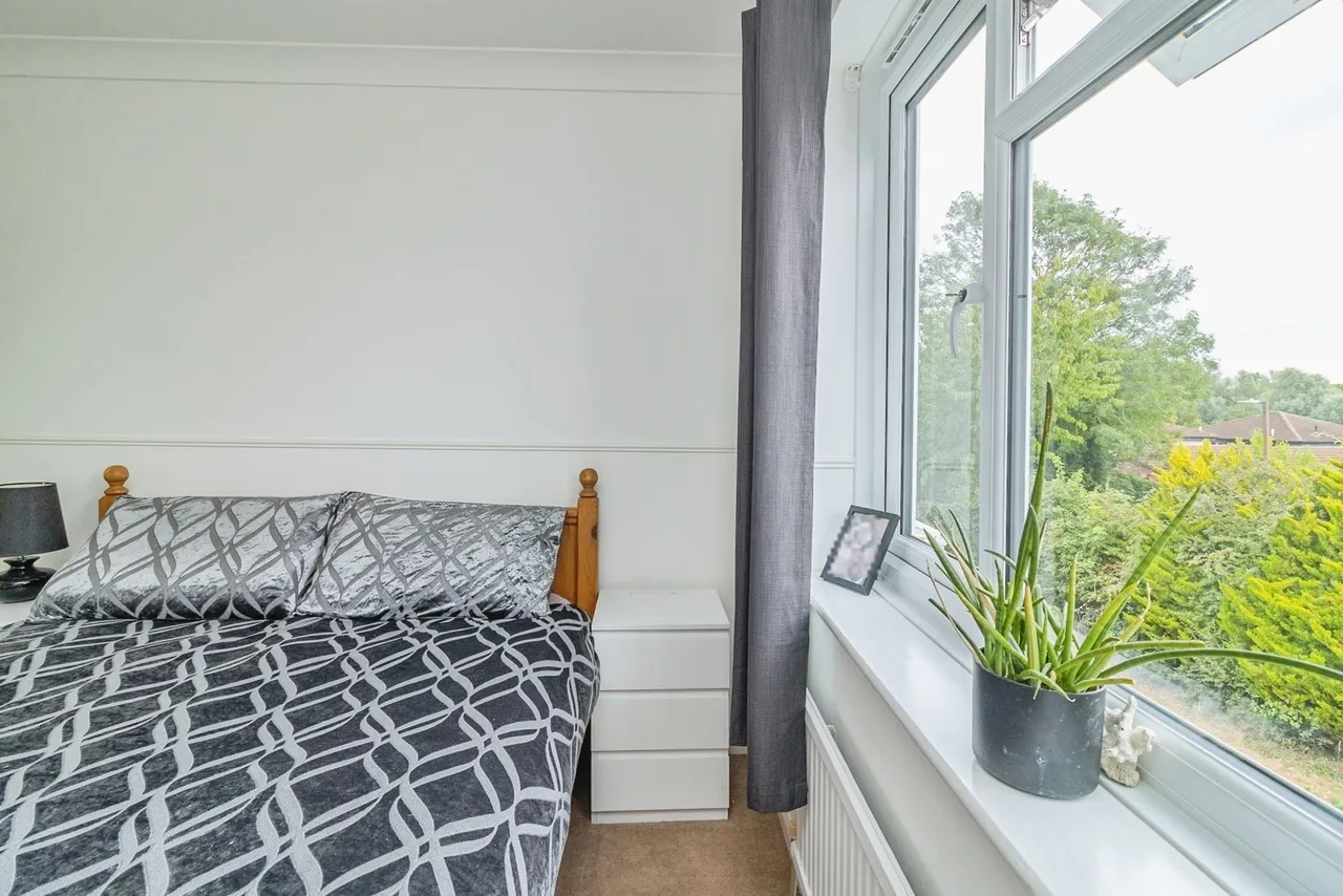 Quinton Drive, Bradwell, Milton Keynes, Buckinghamshire, MK13, photo 10