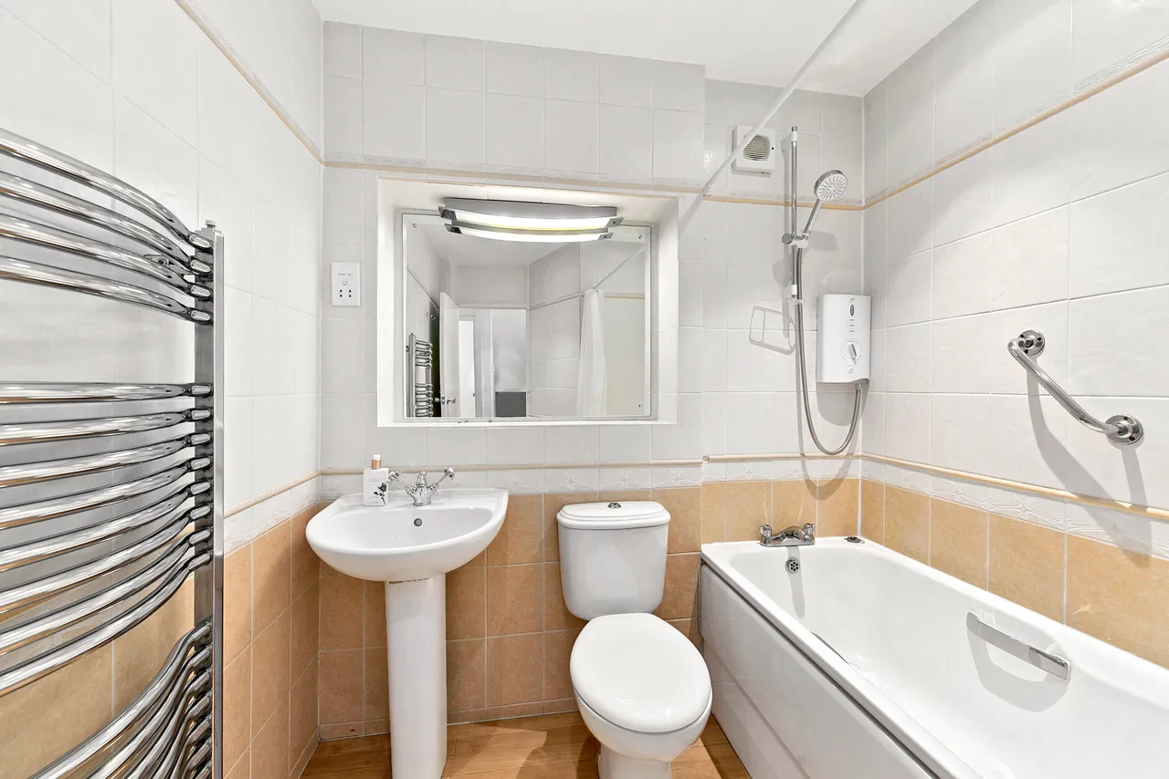 Fitzwilliam Avenue, Kew, TW9, photo 8