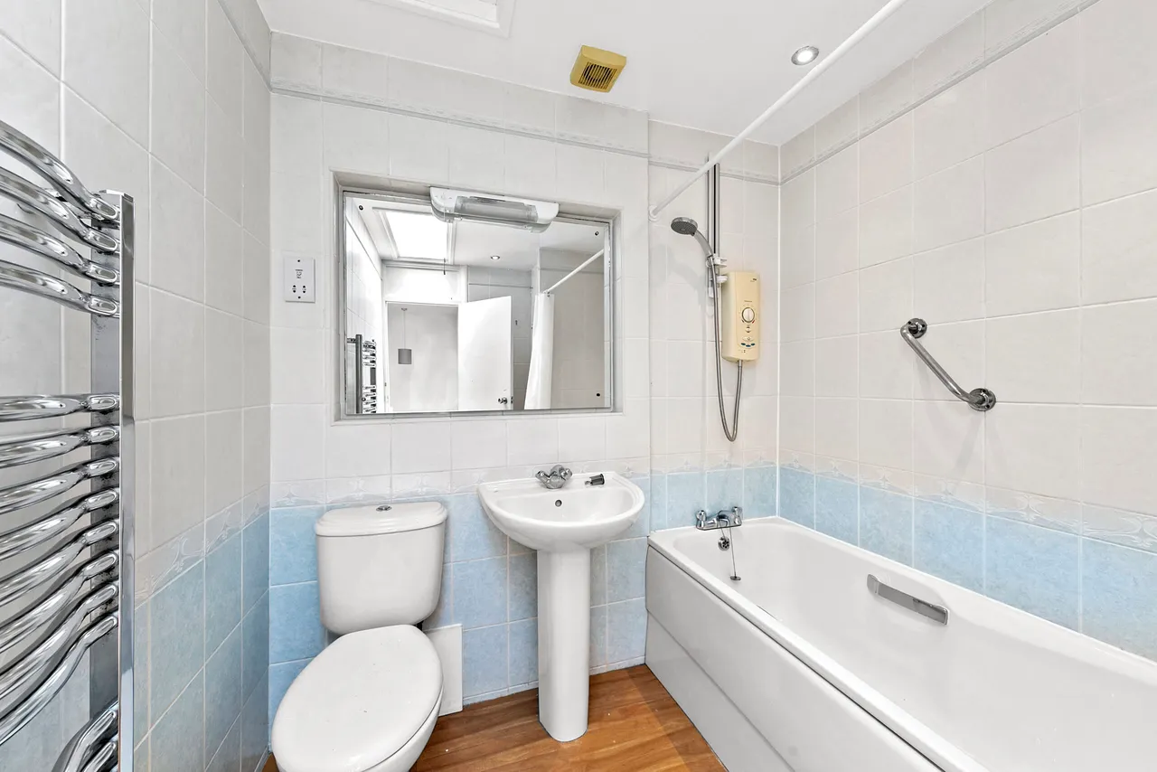 Fitzwilliam Avenue, Kew, TW9, photo 11