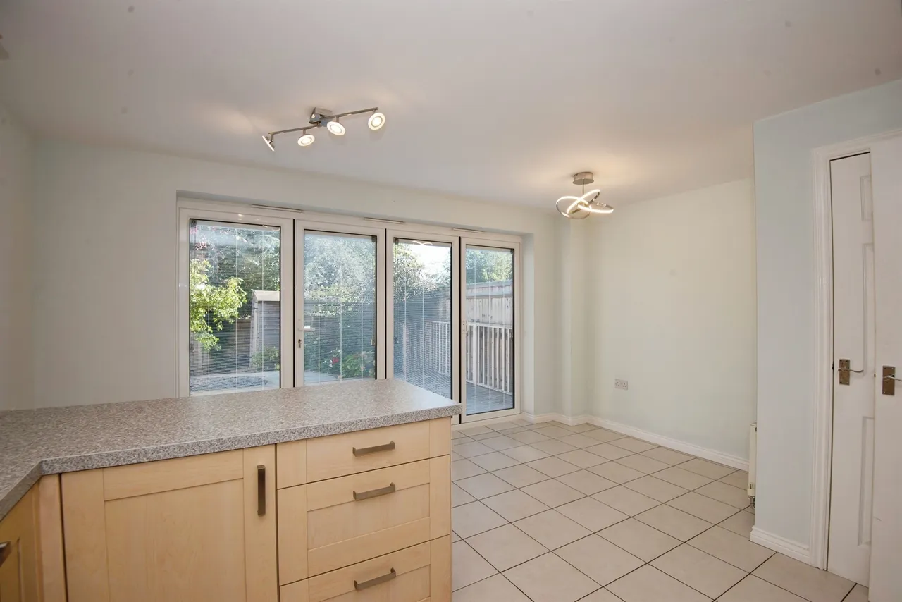 Gloucester Avenue, Shinfield, READING, photo 4